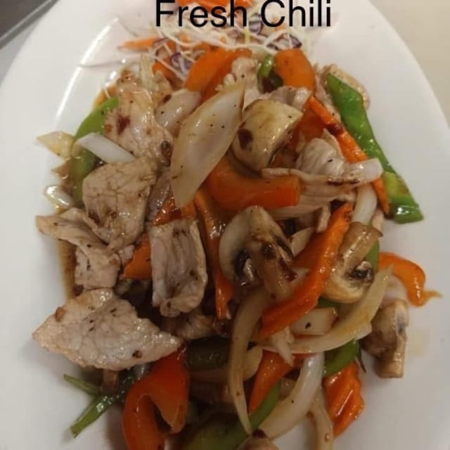 36. Fresh Chili* (Pad Prig Sod).