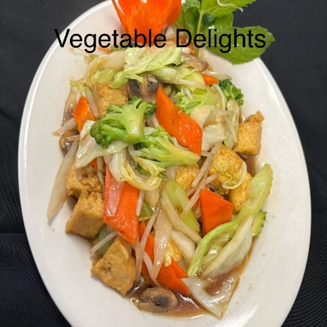 32. Veggie Delight (White Sauce or Brown Sauce).
