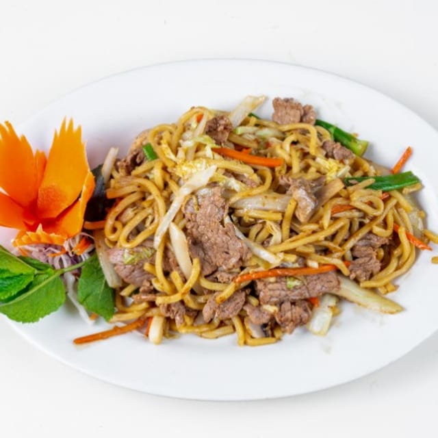 26. Lomein Noodles.